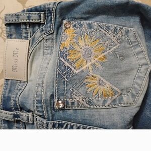 Miss Me Women's Light Blue Jeans with Yellow Floral Embroidery